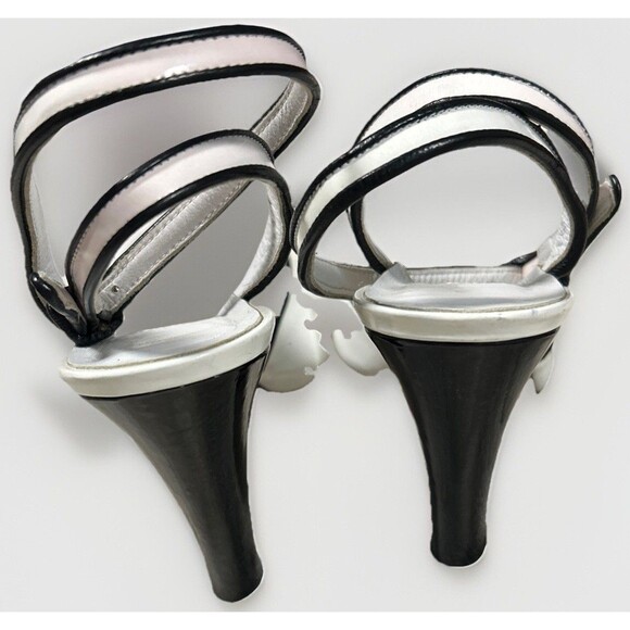 Manolo Blahnik White Black Petal Open Toe Block Heel Pumps Italy Size 5.5 - Picture 4 of 10